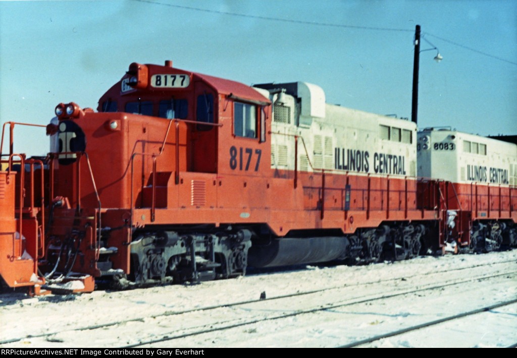 IC GP10 #8177 - Illinois Central
